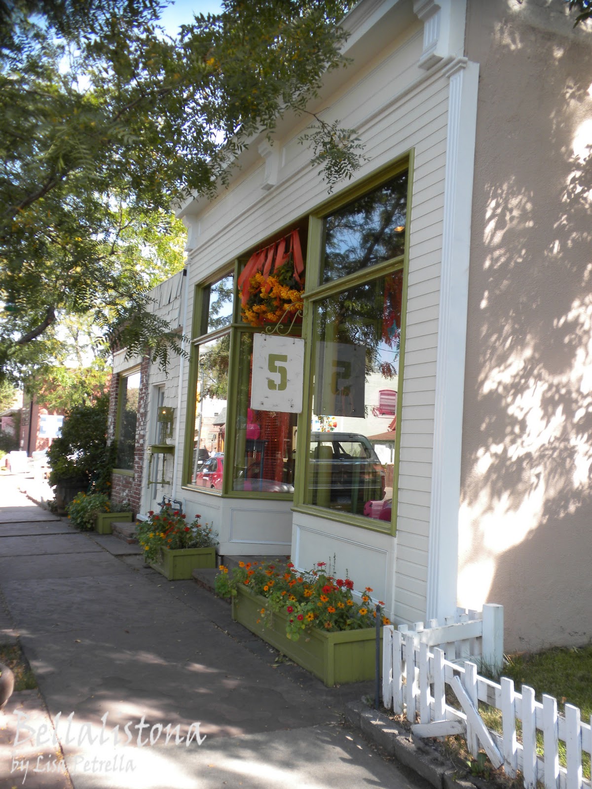 Bellalistona Shop 52 Denver Six {5 Green Boxes}