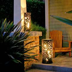 [Lantern_thumb2.jpg]