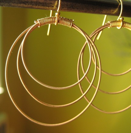 [guitarearrings.jpg]