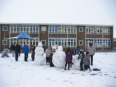 Children and staff having fun in the snow!