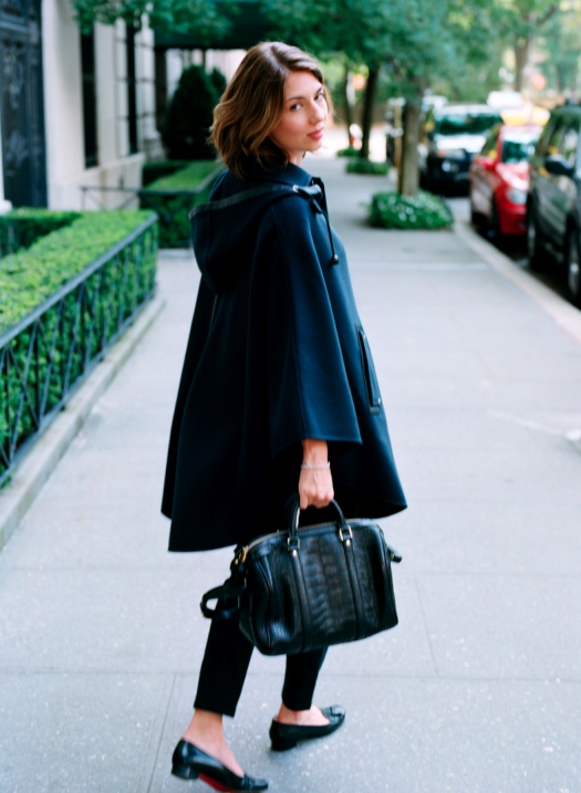 http://4.bp.blogspot.com/_OAh4Xl94vrU/TKsngrYWm9I/AAAAAAAAYL8/yN5KXtKy03c/s1600/1.+sofiacoppolablackimcollecxxxx5.jpg