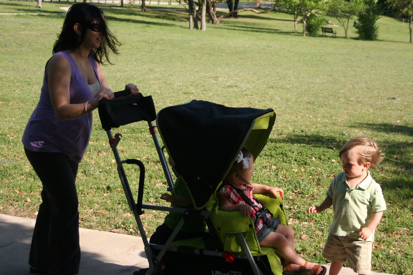 Stroller Stop: Joovy Caboose 2010 Ultralight Review