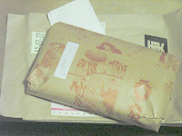 大塚屋から届いた布の包み