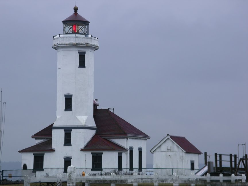 [lighthouse1230+copy+small.jpg]
