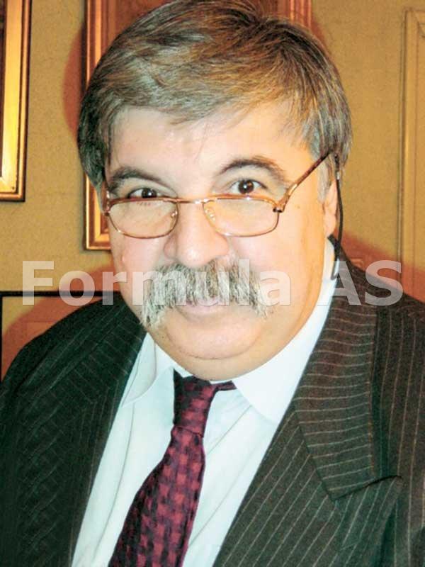 [tudose_1267028328-large.jpg]