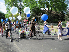 King William Parade bicyclists