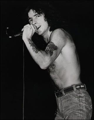 [bon_scott.jpg]