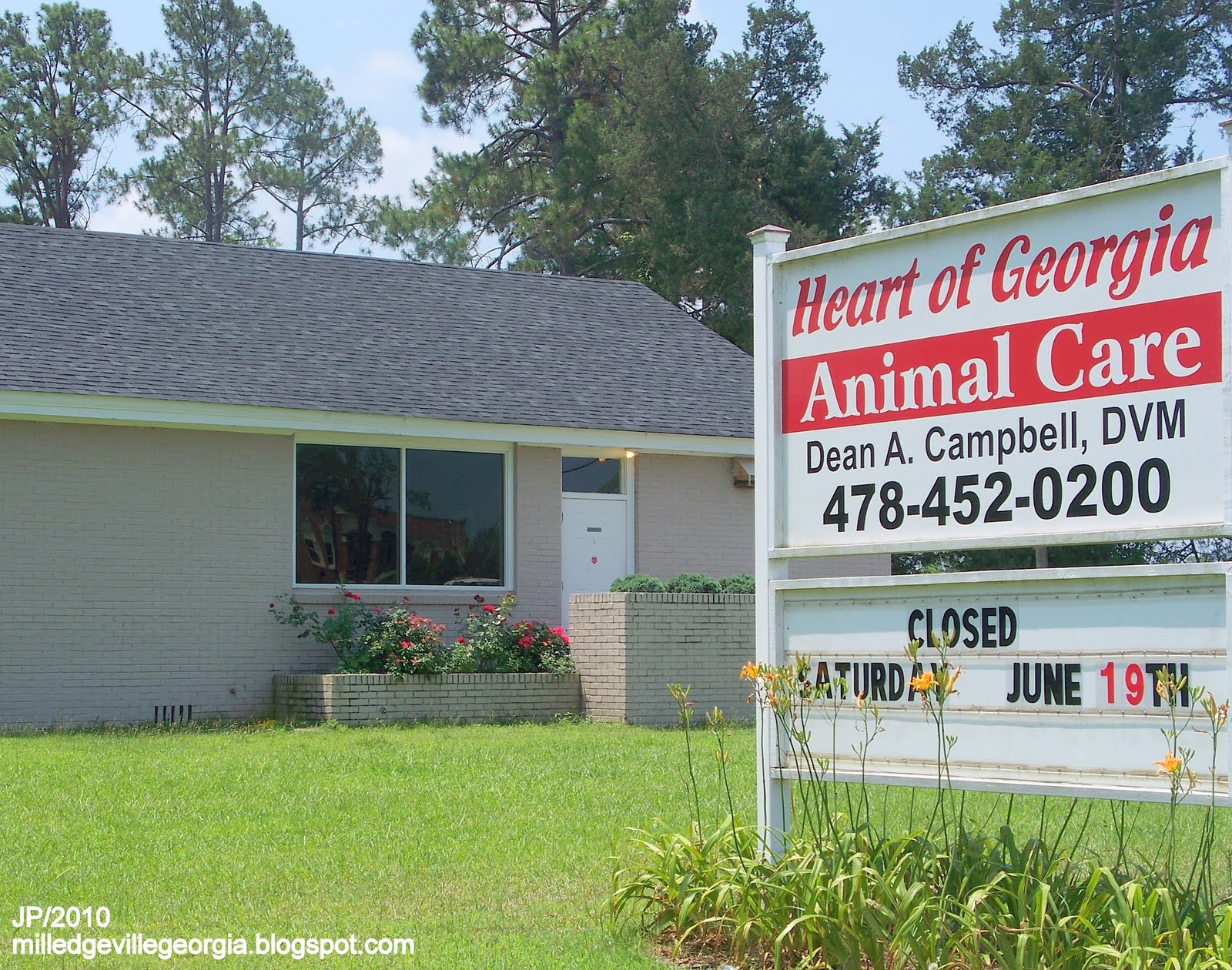 MILLEDGEVILLE GEORGIA GCSU GMC College Restaurant Menu Attorney Bank