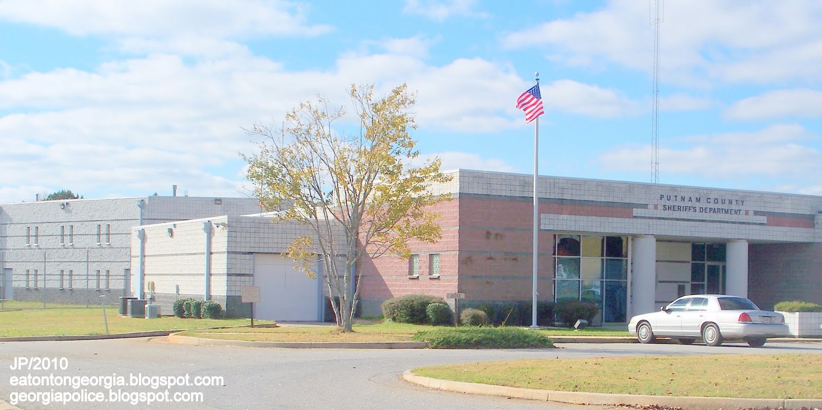 EATONTON Putnam Co. Restaurant Dr.Hospital Bank Church Attorney