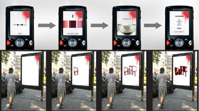 Pengguna Halte Bis Mencoba Menggambar Pada Layar LCD Pengguna Halte Bis Mencoba Menggambar Pada Layar LCD