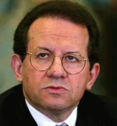 [victor-constancio.JPG]
