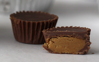 fm’s peanut butter cup cupcakes