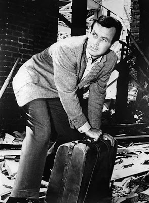 Time to get outta town, Boyo! The Fugitive