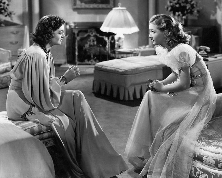 [MyrnaLoy3rdFingerLeftHand.jpg]