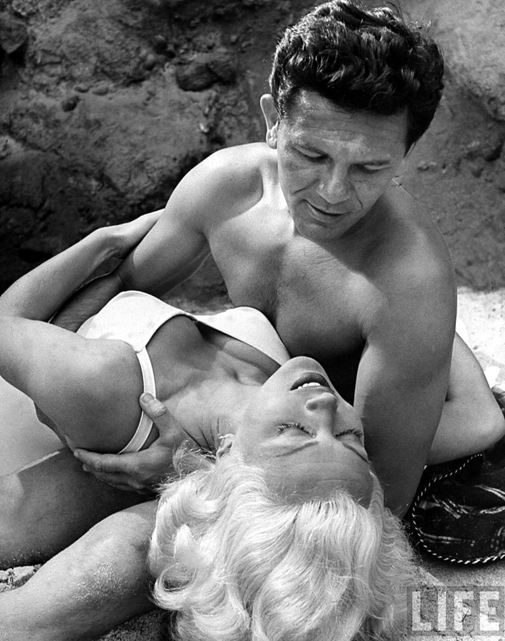 [PostmanRings01.jpg]