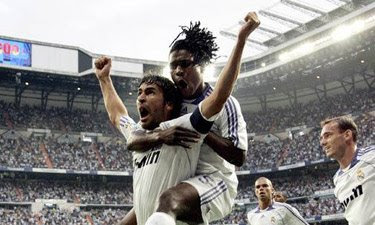 http://www.corazonblanco.com/media/galeria/44/4/4/4/1/o_real_madrid_las_celebraciones-1444.jpg