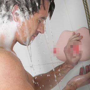 [ShowerBreasts_right_500_7858.jpg]