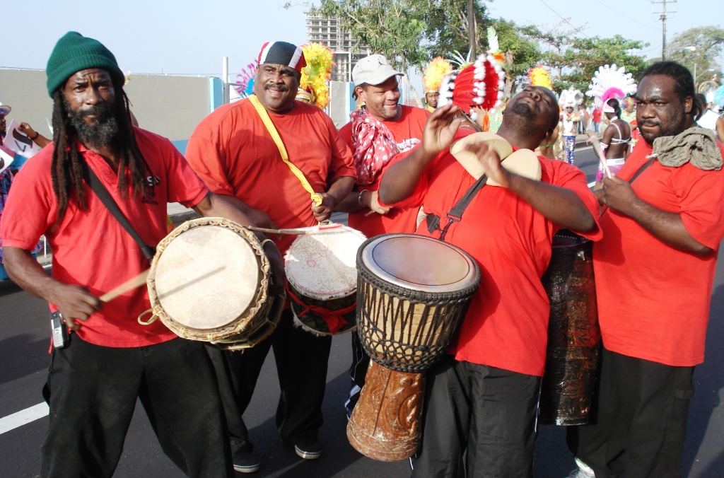 [African+drummers.JPG]