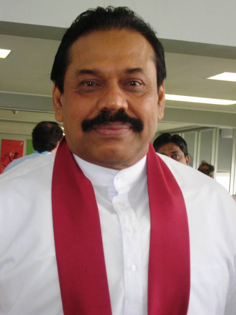[HE+Mahinda+Rajapaksa.jpg]