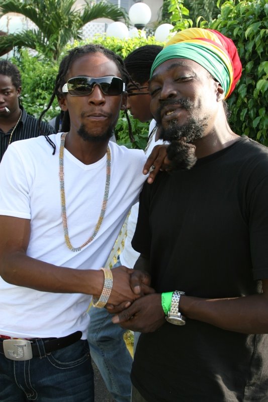 [Jah+Cure+&+Junior+Reid.JPG]