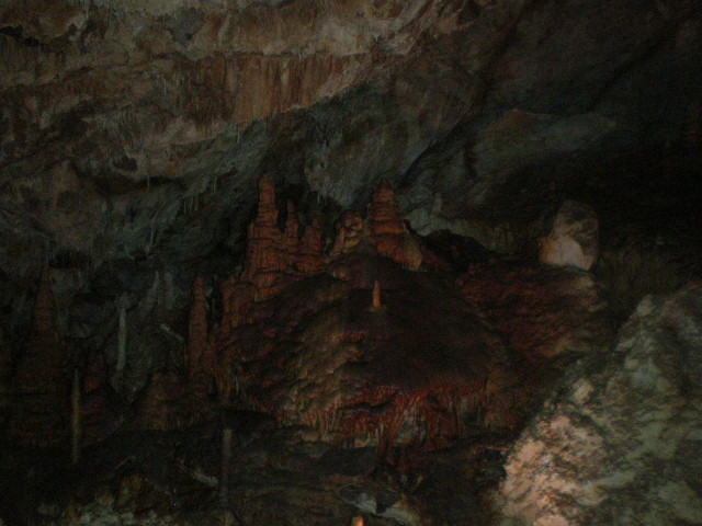 [Lewis+&+Clark+Caverns+8.JPG]