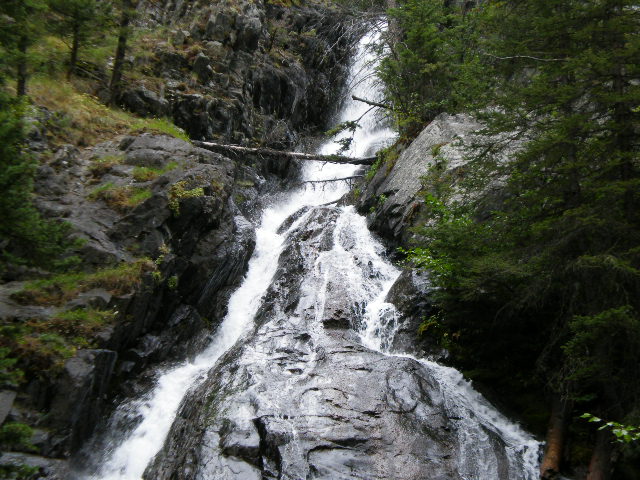 [Pine+Creek+Falls+At+Top+Of+Trail.JPG]
