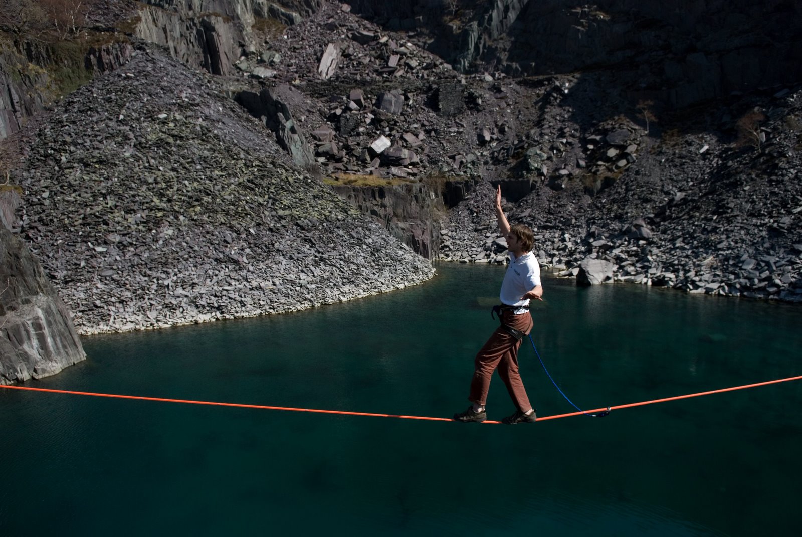 [slackerjohnslacklining-0079.jpg]