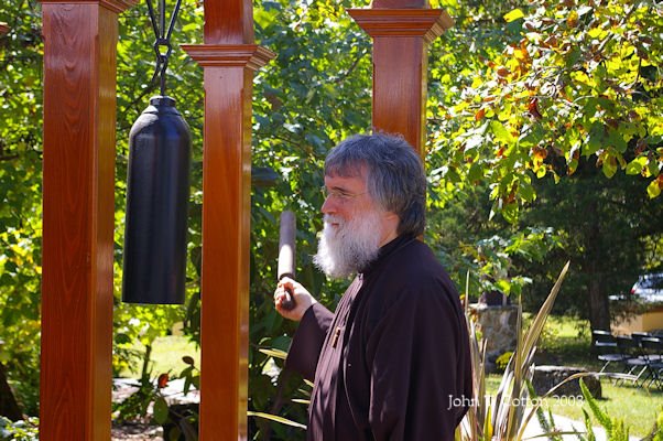 [2008_gathering_post010.jpg]