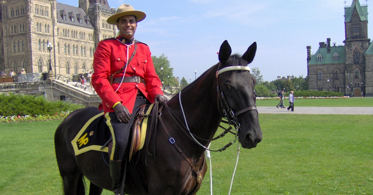 Le Petit Nicolas au Canada La Police Montée