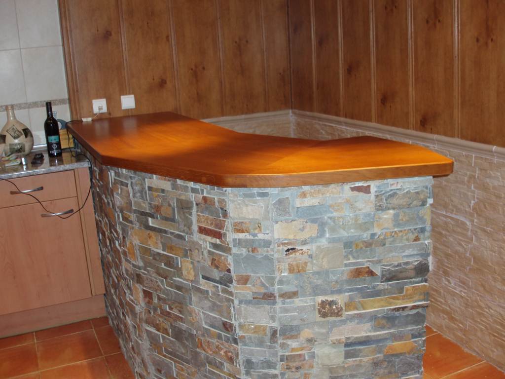 en roble barnizada natural en chalet año 2004 lugar cuarte de huerva en roble barnizada natural en chalet año 2004 lugar cuarte de huerva