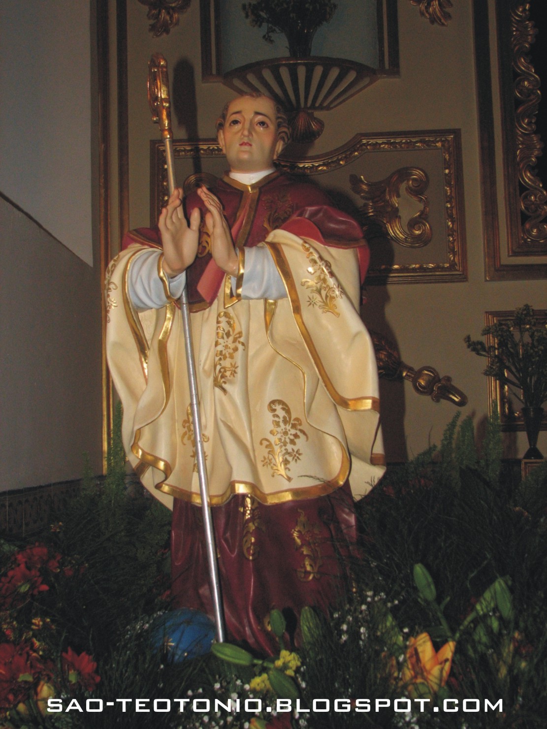 [santo+1.jpg]