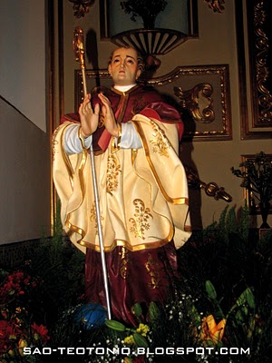 [santo_2.jpg]