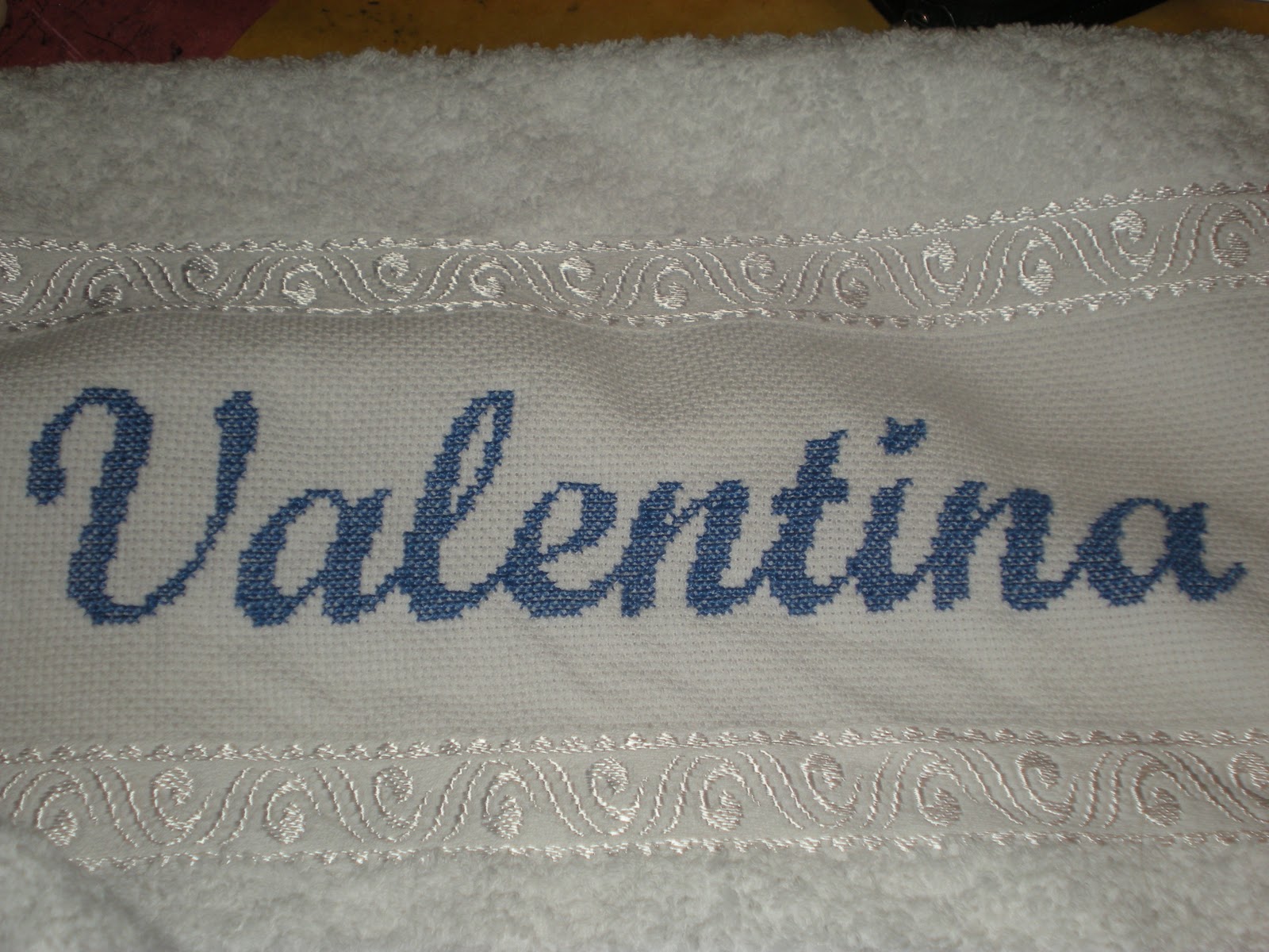 Schema nome valentina punto croce