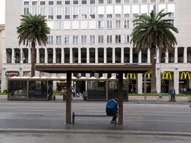 Bus stop, piazza Grande, Livorno