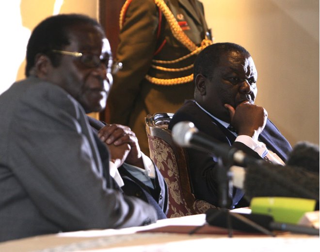 [mugabe-Tsagangirai.bmp]