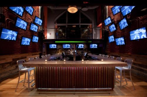 [lrg-16-public_sports_bar-9985.jpg]