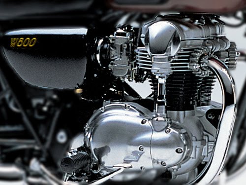 0000000012a-KAWASAKI-W800.jpg