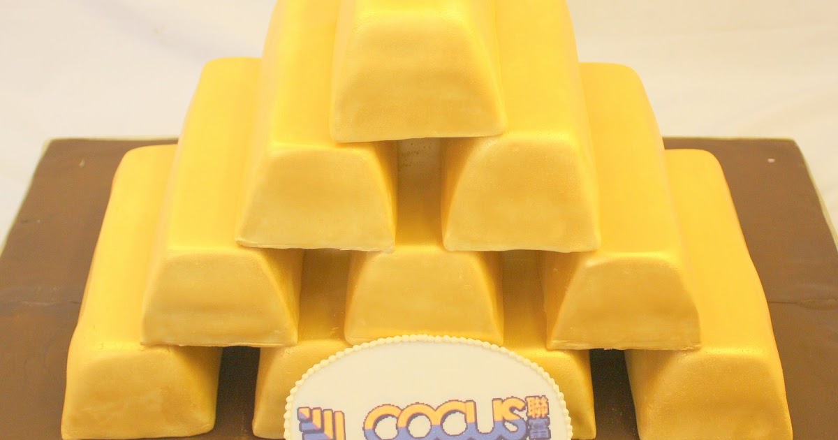 Complete Deelite Gold Bar Cake!