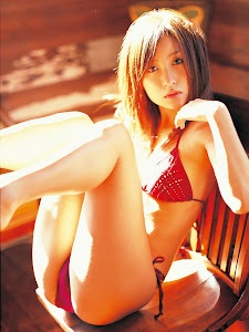 Aya Kiguchi Sexy Bikini