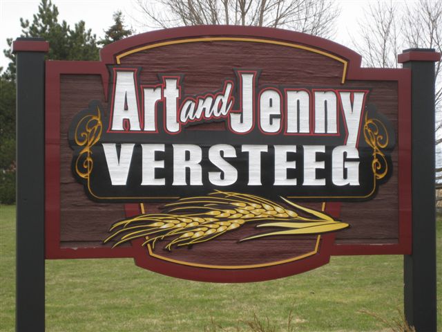 [VersteegFarmSign.JPG]