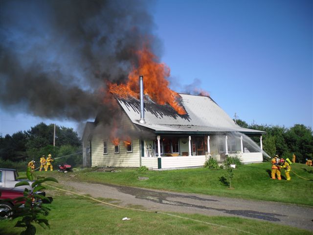 [fire2.JPG]