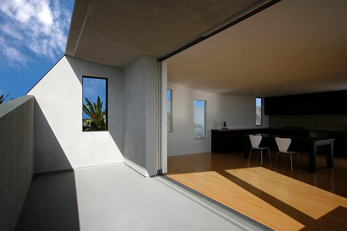 [Surfhouse+by+XTEN+Architecture+03.jpg]