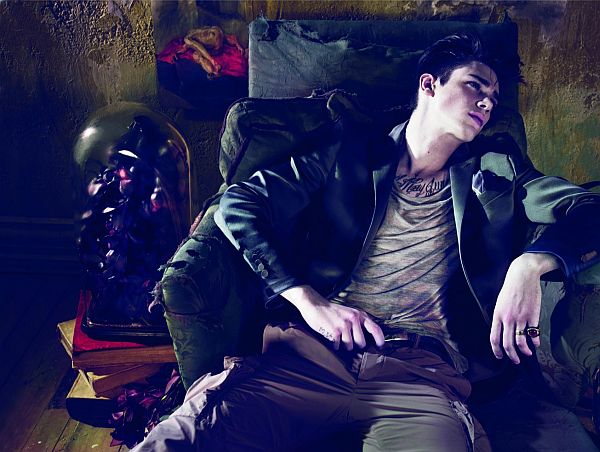 [Cole+Mohr+for+VALENTINO+01.jpg]