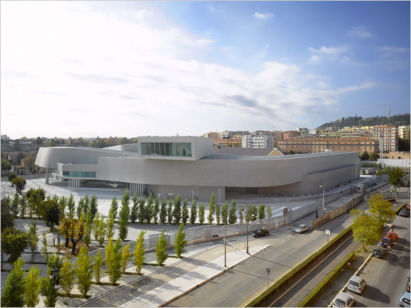 [Maxxi+by+Zaha+Hadid+01.jpg]