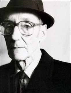 William Burroughs William Burroughs queer naked lunck junkie literature book livros gay photo