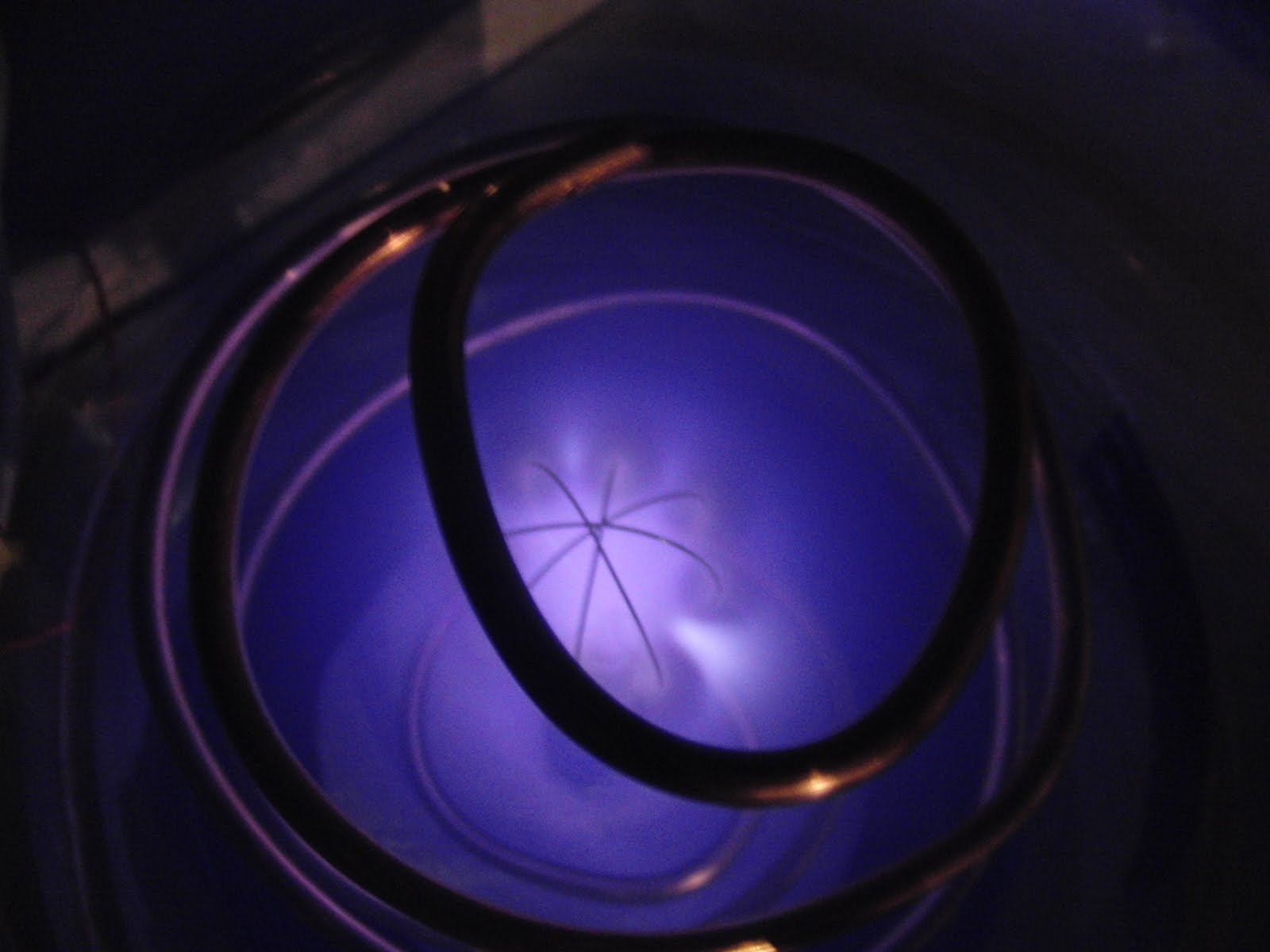 [fusor+test+light.JPG]