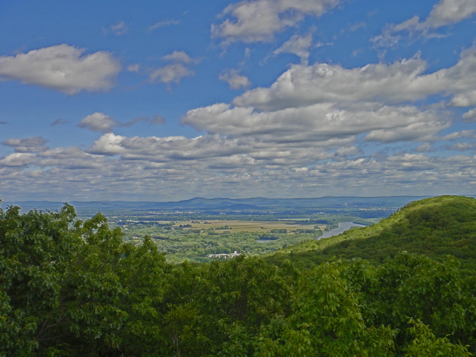 New Pioneer Travel >> Joe's Retirement Blog: Pioneer Valley, Massachusetts, USA New Pioneer Travel >> Joe's Retirement Blog: Pioneer Valley, Massachusetts, USA