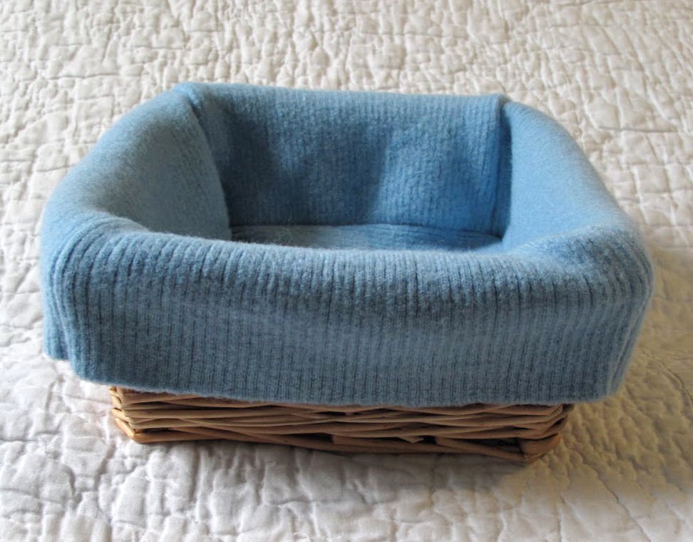 Resweater Tutorial Tuesday Easy basket liners!