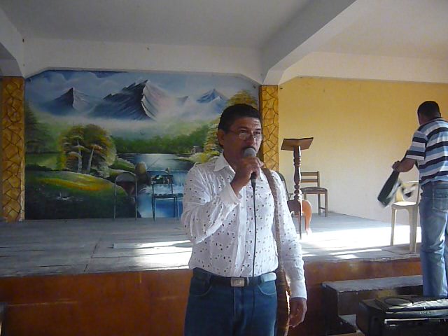 [P1010968.JPG]