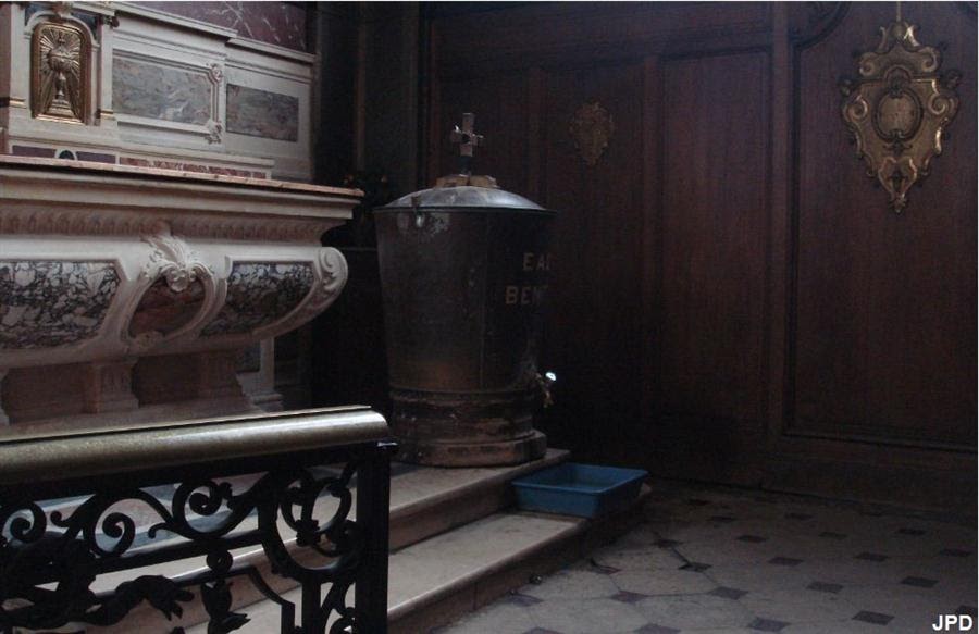 Parisbiseart Lessiveuse à eau bénite Saint Sulpice